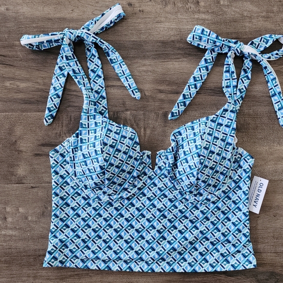 Old Navy Tie Shoulder Underwire Tankini Swim Top Women's Large NWT Blue Geo - Picture 10 of 16